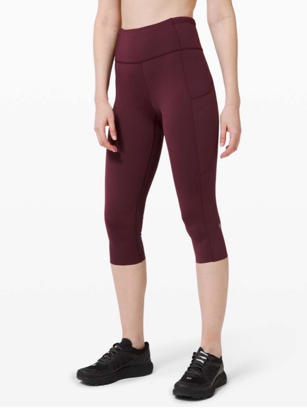 LULULEMON EUC SIZE 4 FAST & FREE CROP/ non-reflective/ Cassis